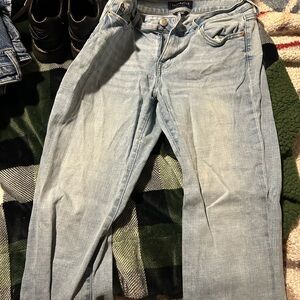 Aeropostale Mid Rise Kick Crop Jeans - Light Blue